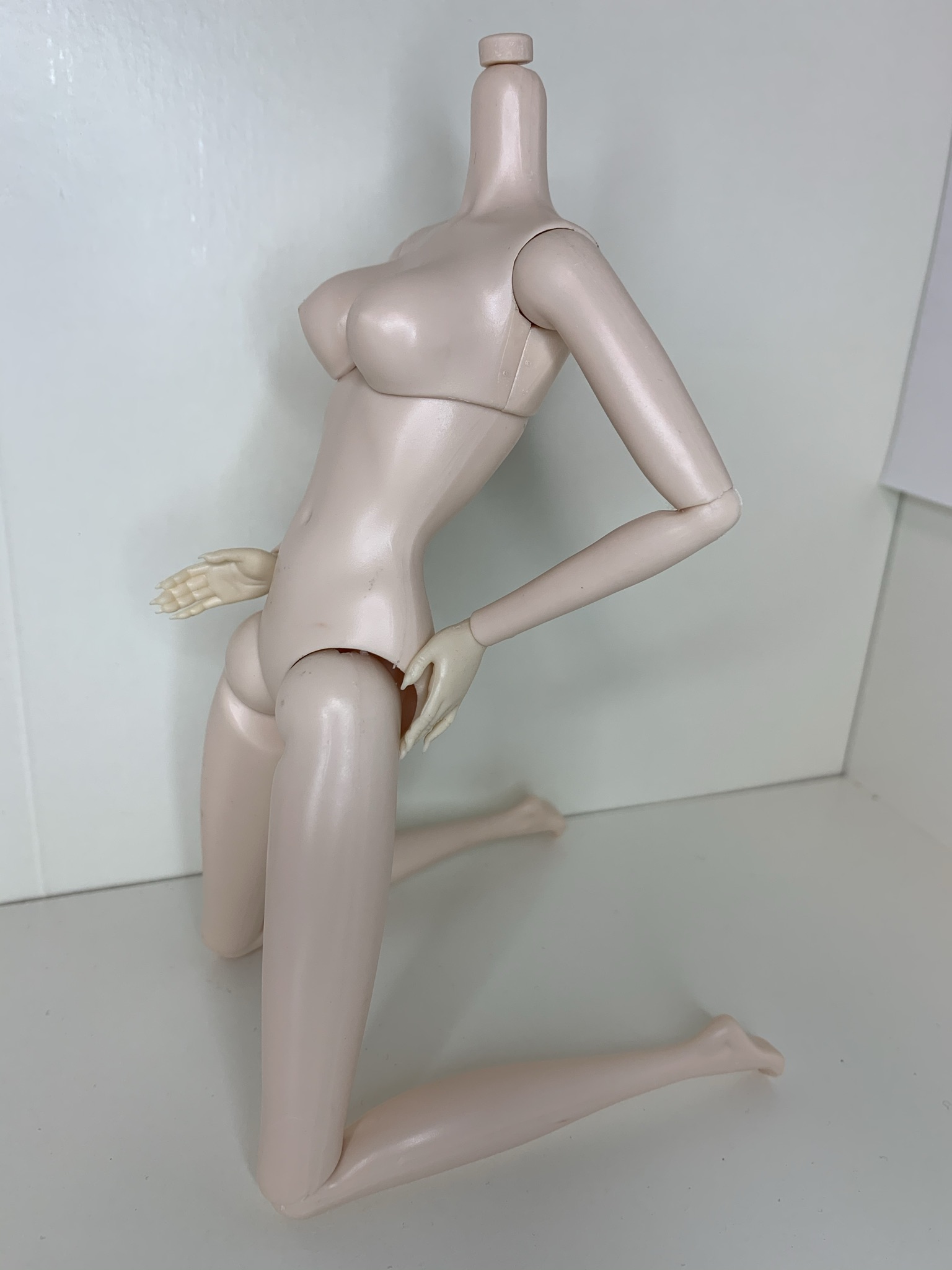 DIY OOAK Replacement SUPERMODEL Doll Body AA #4 Jointed Articulated By Eledoll 