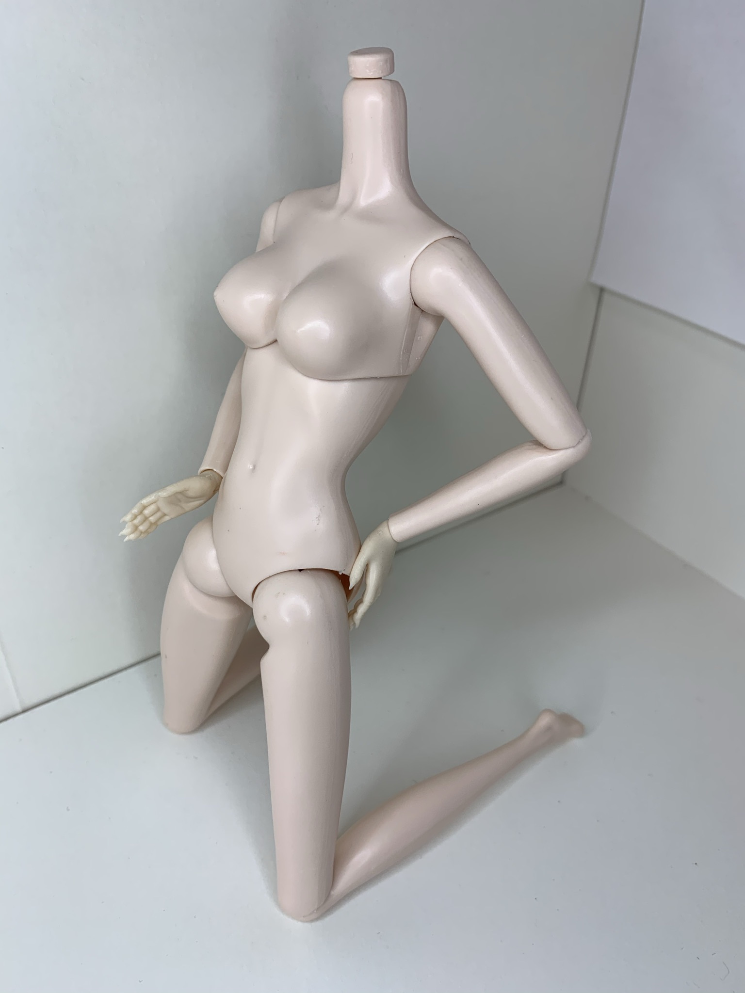 DIY OOAK Doll Bodies for Replacement 12 inch Fashion Doll Body Supermodel  Collector Doll Body Articulated Jointed Posable Doll Making Repair Caramel